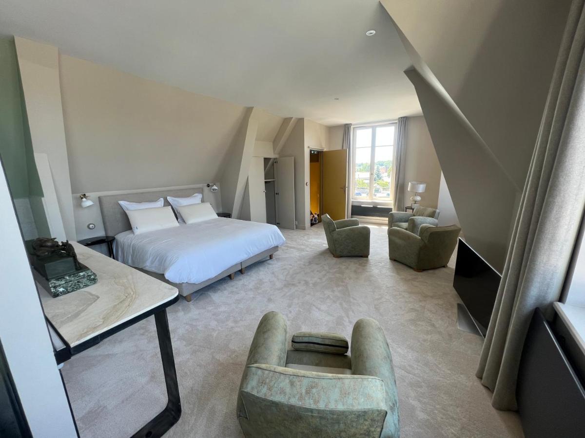Logis Hotel La Maison A Pan De Bois Виерзон Екстериор снимка