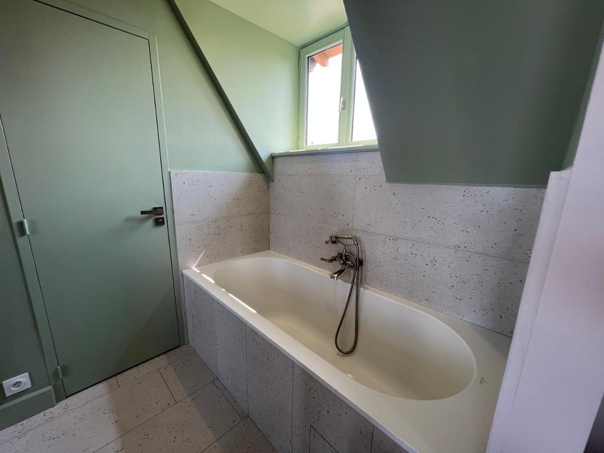 Logis Hotel La Maison A Pan De Bois Виерзон Екстериор снимка